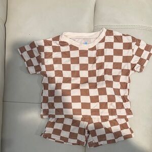 Checkered Kids' Outfit in Brown and White